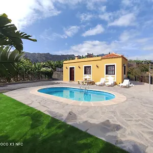 https://casa-pedro-tazacorte.in-canary-islands.com
