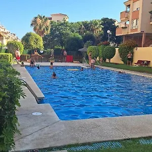 https://apartamentos-jowi-piso-amplio-y-familiar.es-andalucia.com